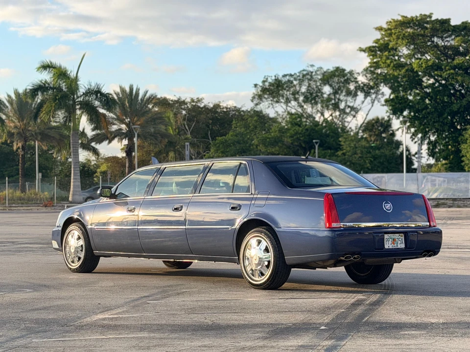 2008 Cadillac DTS - Image 22 of 31