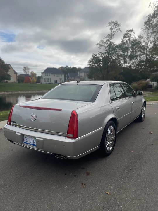 2008 Cadillac DTS - Image 21 of 31