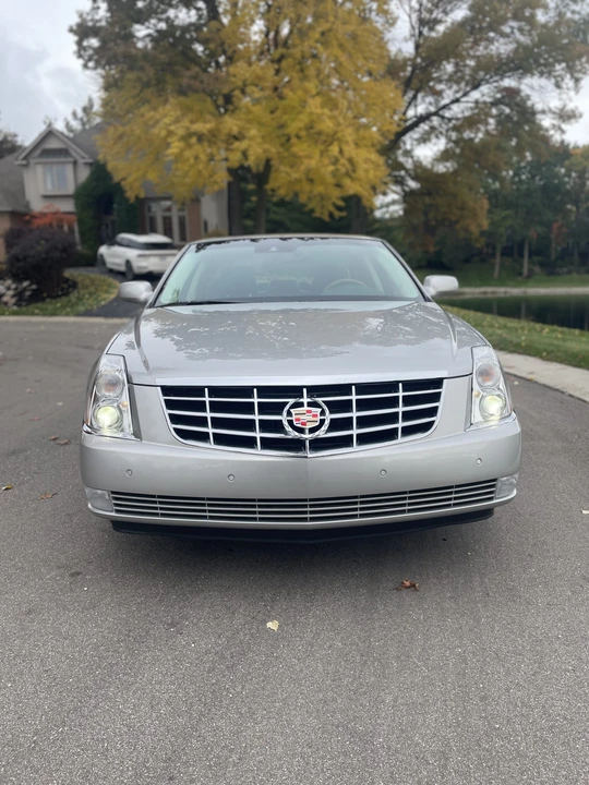 2008 Cadillac DTS - Image 7 of 31