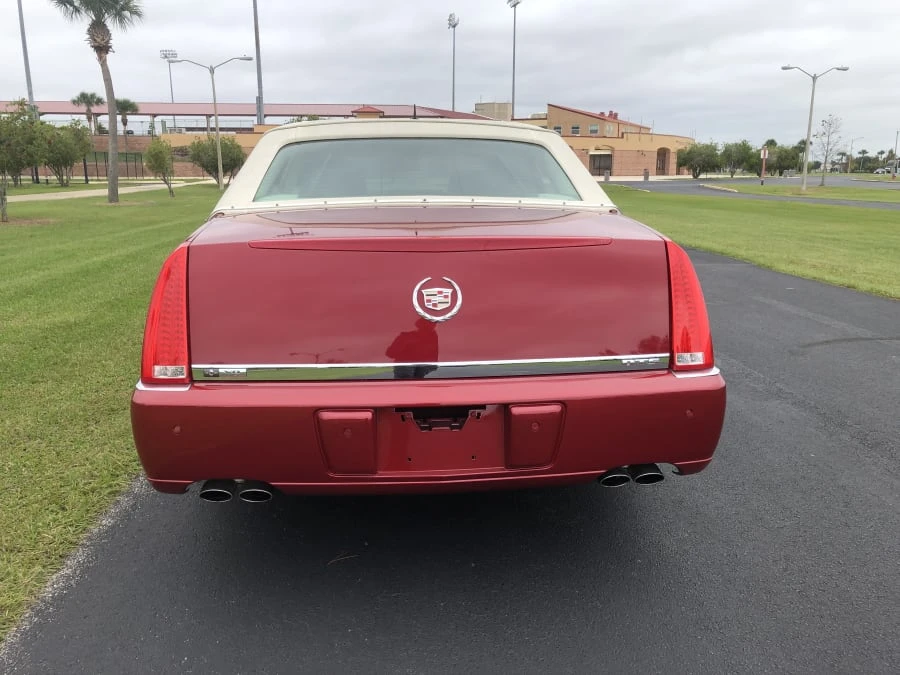 2008 Cadillac DTS - Image 7 of 9