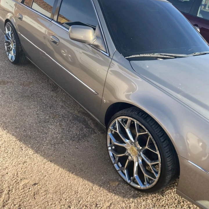 2008 Cadillac DTS - Image 4 of 15