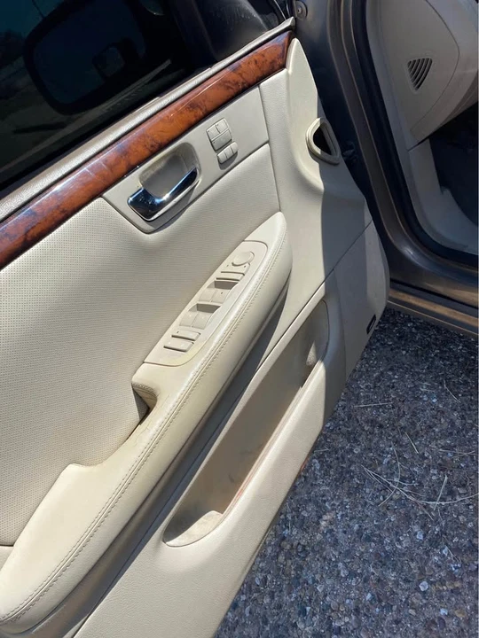 2008 Cadillac DTS - Image 12 of 15