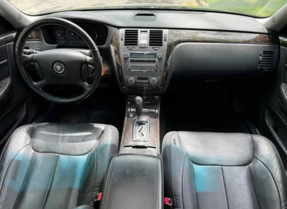 2008 Cadillac DTS - Image 6 of 10
