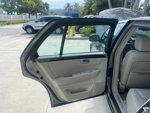 2008 Cadillac DeVille - Image 14 of 22