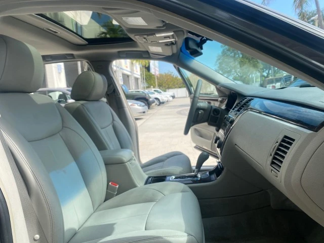 2008 Cadillac DeVille - Image 13 of 22