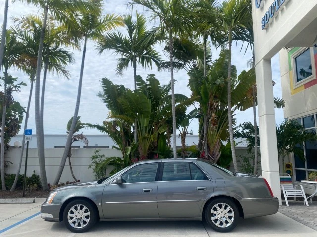 2008 Cadillac DeVille - Image 5 of 22