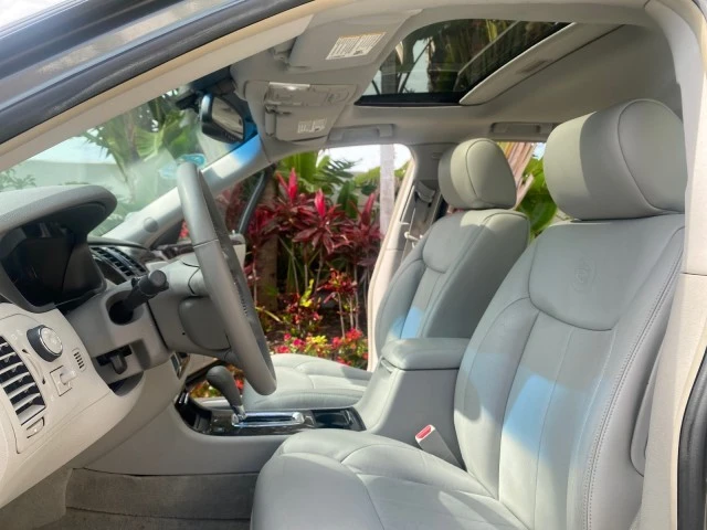2008 Cadillac DeVille - Image 11 of 22