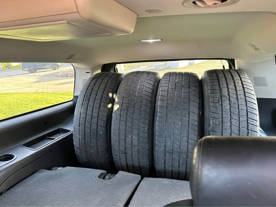 2008 Cadillac Escalade & EXT 3rd Gen - Image 8 of 8