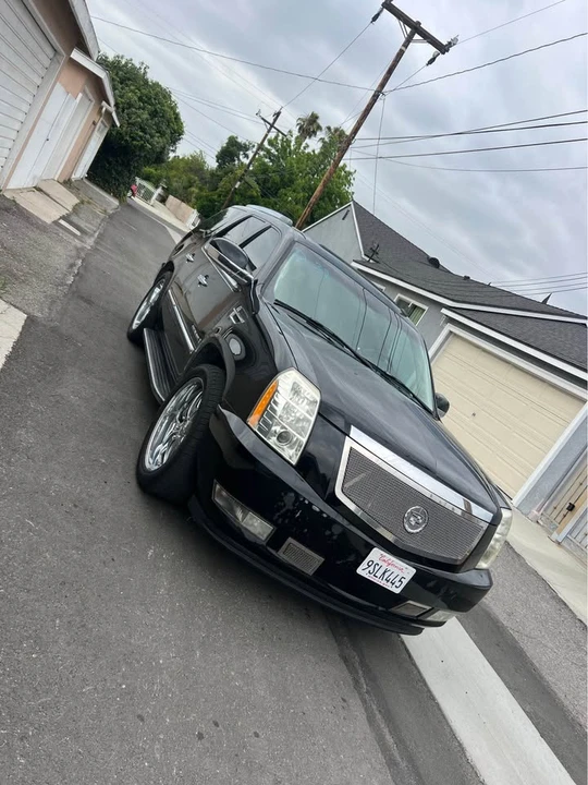 2008 Cadillac Escalade & EXT 3rd Gen - Image 4 of 10