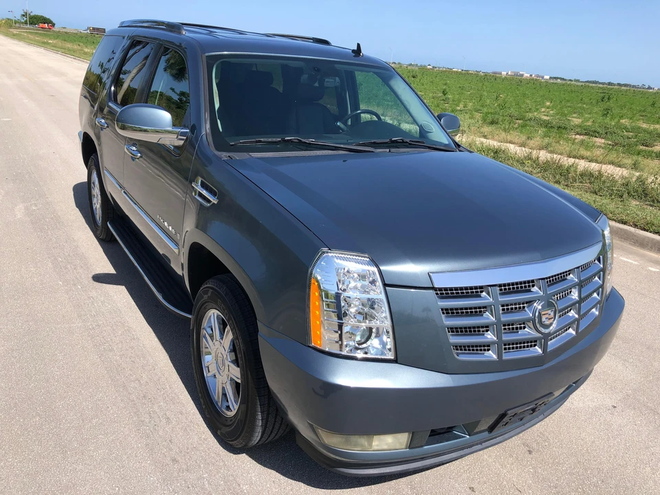 2008 Cadillac Escalade & EXT 3rd Gen - Image 22 of 31