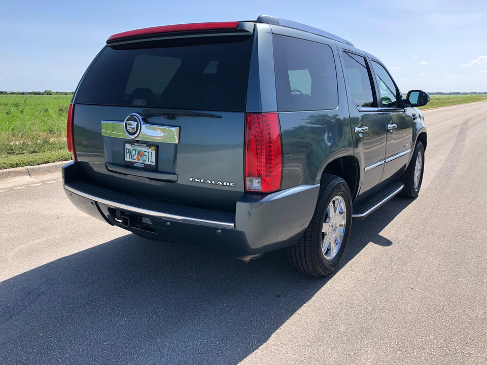 2008 Cadillac Escalade & EXT 3rd Gen - Image 16 of 31