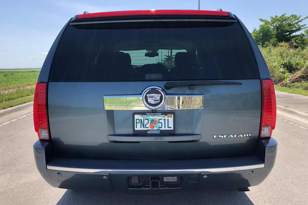 2008 Cadillac Escalade & EXT 3rd Gen - Image 5 of 31