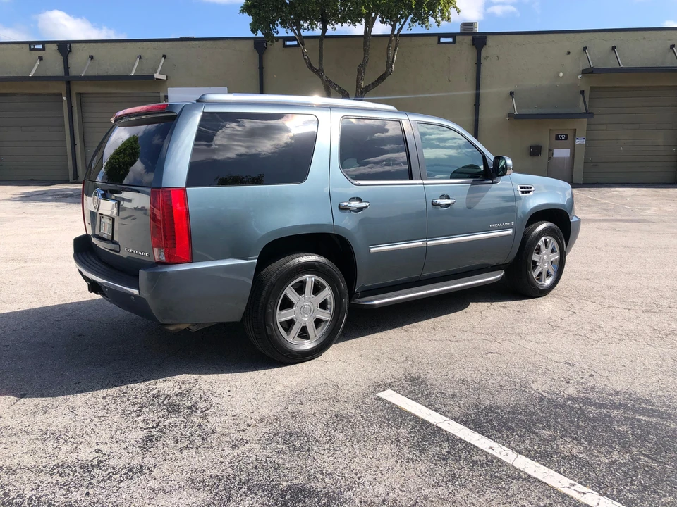 2008 Cadillac Escalade & EXT 3rd Gen - Image 17 of 31