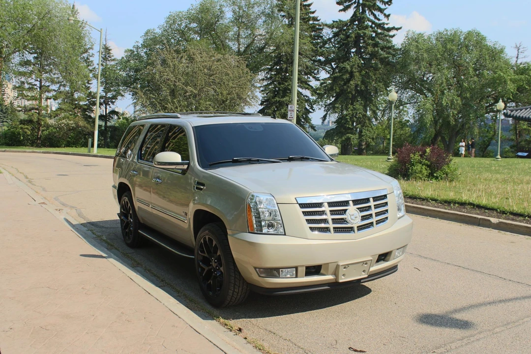 2008 Cadillac Escalade & EXT 3rd Gen - Image 7 of 31