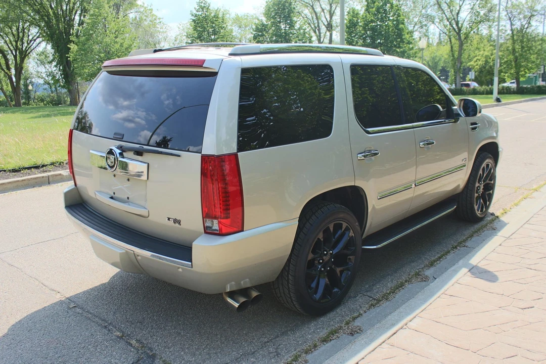 2008 Cadillac Escalade & EXT 3rd Gen - Image 12 of 31