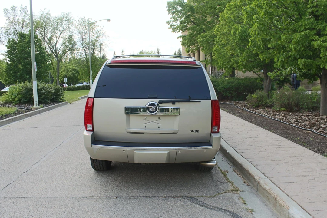 2008 Cadillac Escalade & EXT 3rd Gen - Image 15 of 31