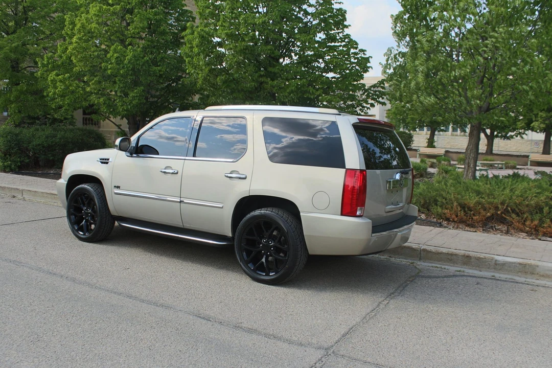2008 Cadillac Escalade & EXT 3rd Gen - Image 18 of 31