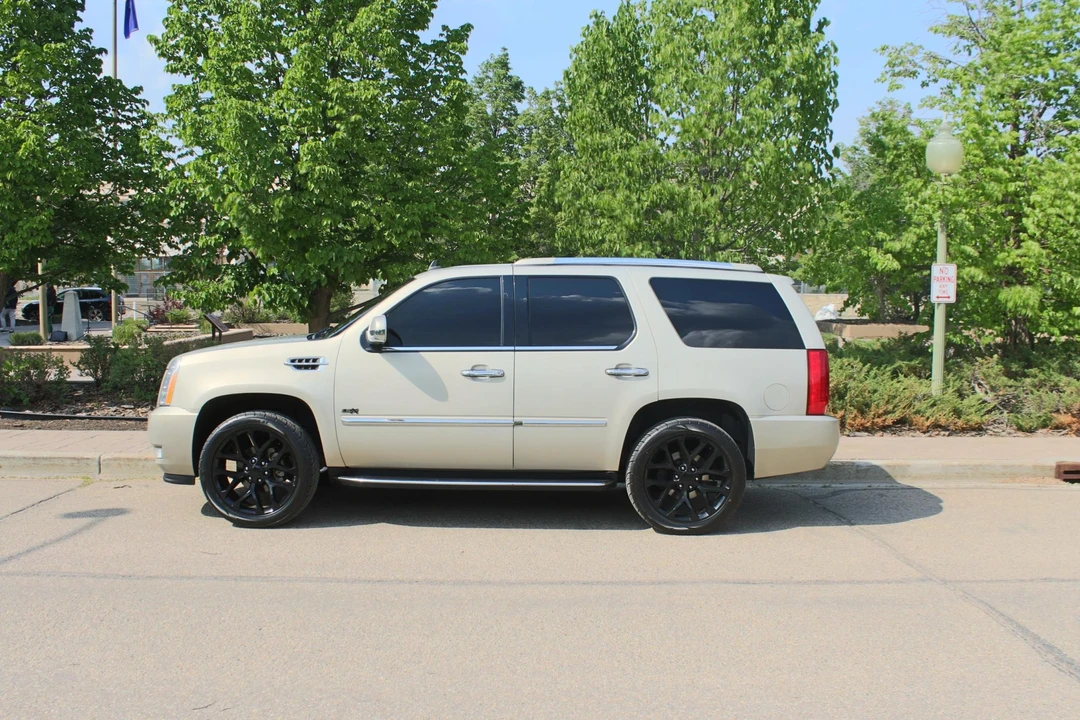 2008 Cadillac Escalade & EXT 3rd Gen - Image 21 of 31