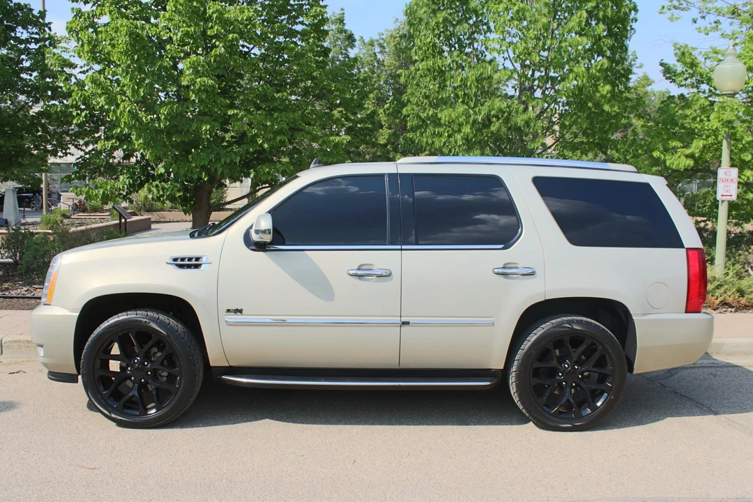 2008 Cadillac Escalade & EXT 3rd Gen - Image 24 of 31