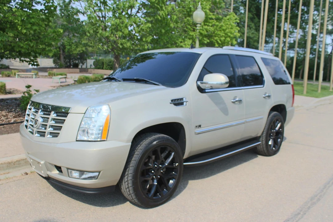 2008 Cadillac Escalade & EXT 3rd Gen - Image 28 of 31