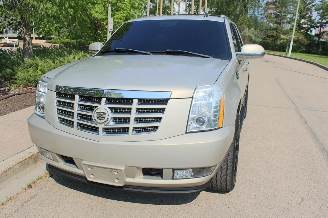 2008 Cadillac Escalade & EXT 3rd Gen - Image 30 of 31