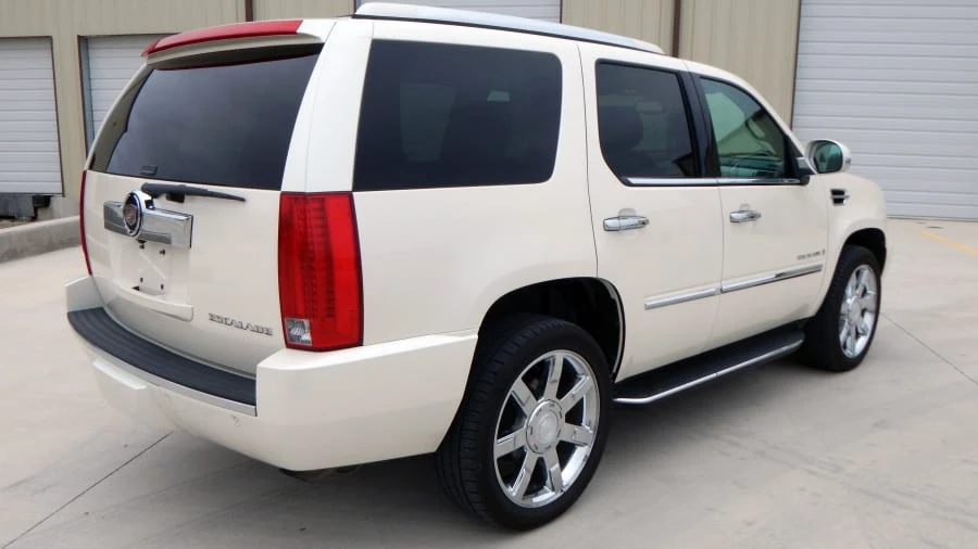2008 Cadillac Escalade & EXT 3rd Gen - Image 2 of 7