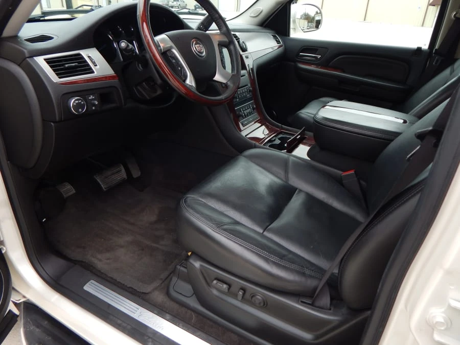 2008 Cadillac Escalade & EXT 3rd Gen - Image 3 of 7