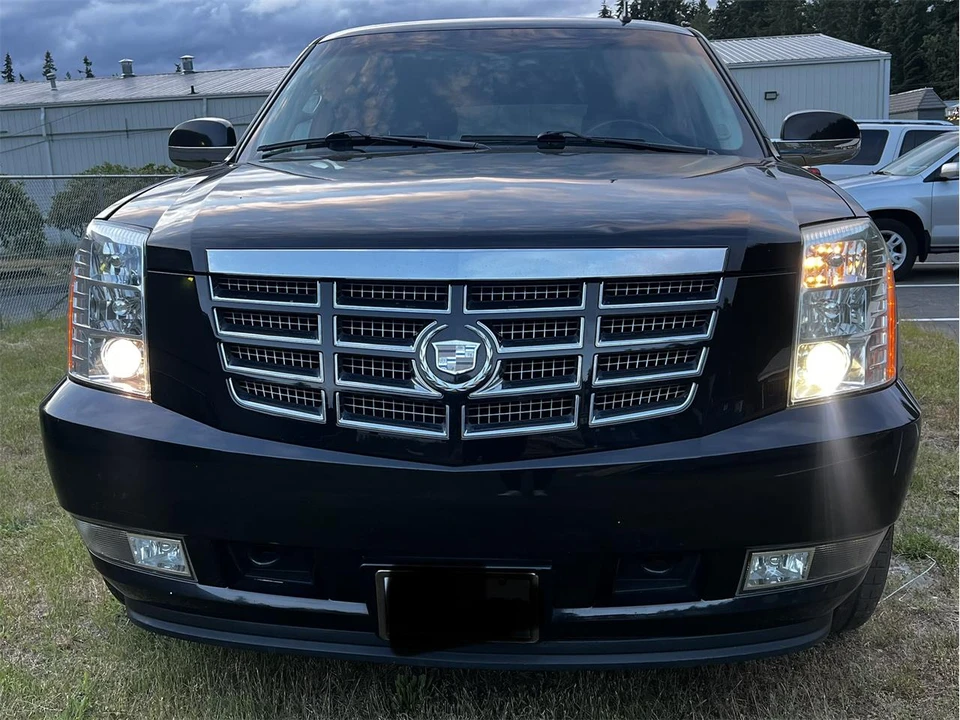 2008 Cadillac Escalade & EXT 3rd Gen - Image 3 of 27