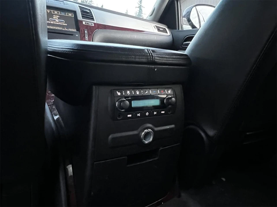 2008 Cadillac Escalade & EXT 3rd Gen - Image 19 of 27