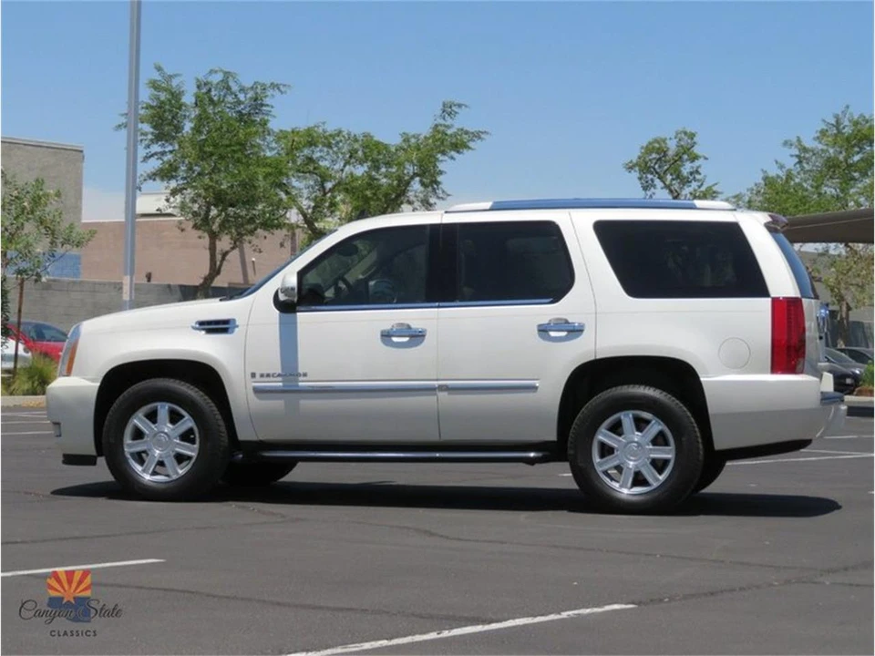 2008 Cadillac Escalade & EXT 3rd Gen - Image 11 of 31