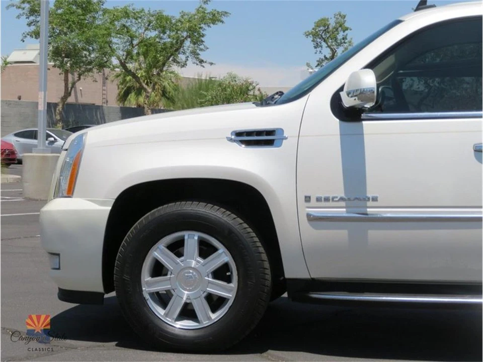 2008 Cadillac Escalade & EXT 3rd Gen - Image 19 of 31