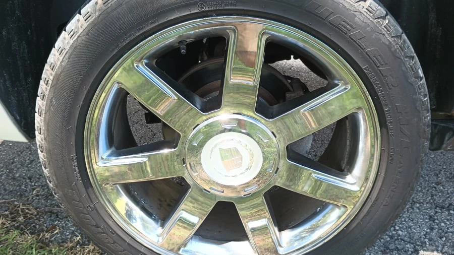 2008 Cadillac Escalade & EXT 3rd Gen - Image 11 of 16