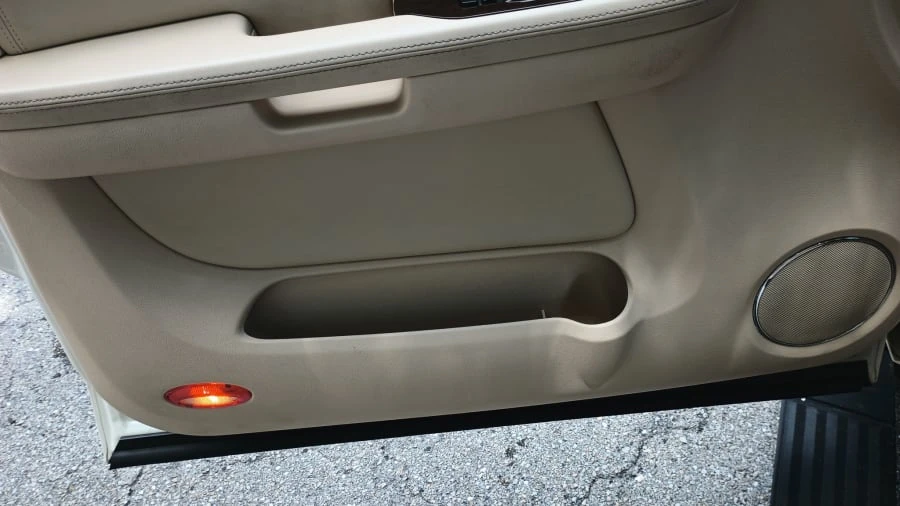 2008 Cadillac Escalade & EXT 3rd Gen - Image 14 of 16