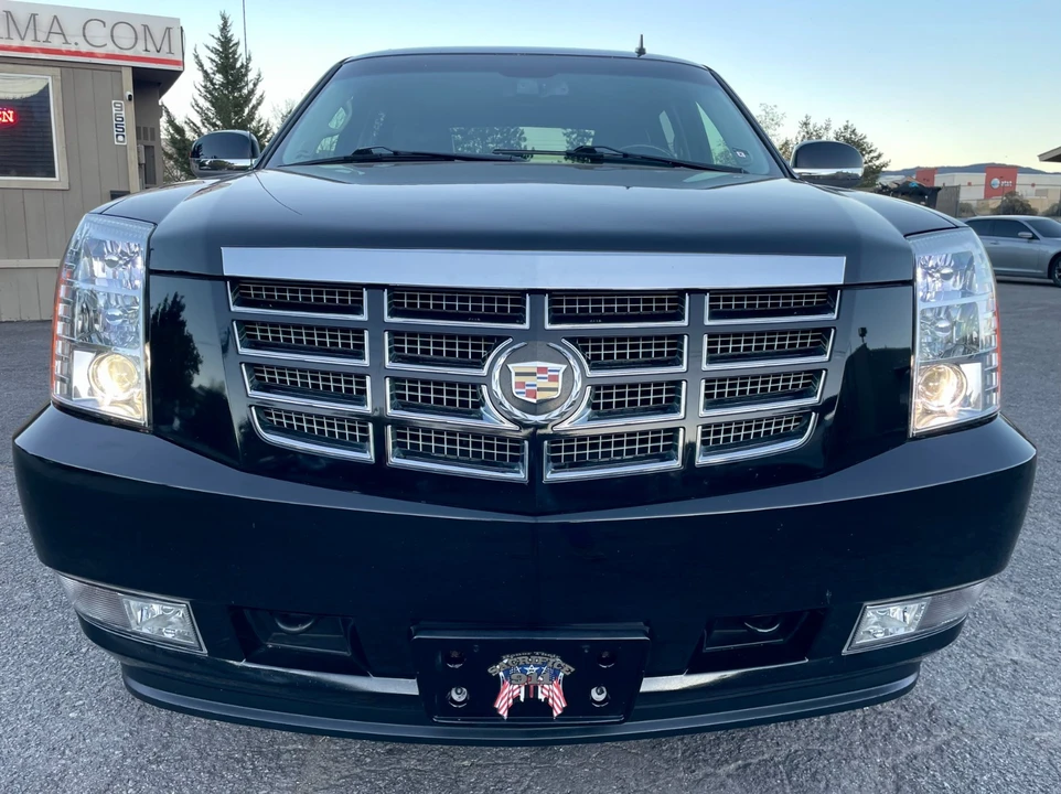 2008 Cadillac Escalade & EXT 3rd Gen - Image 2 of 21