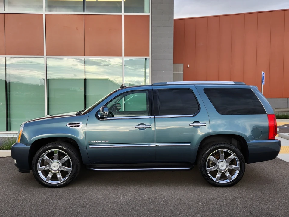 2008 Cadillac Escalade & EXT 3rd Gen - Image 7 of 31