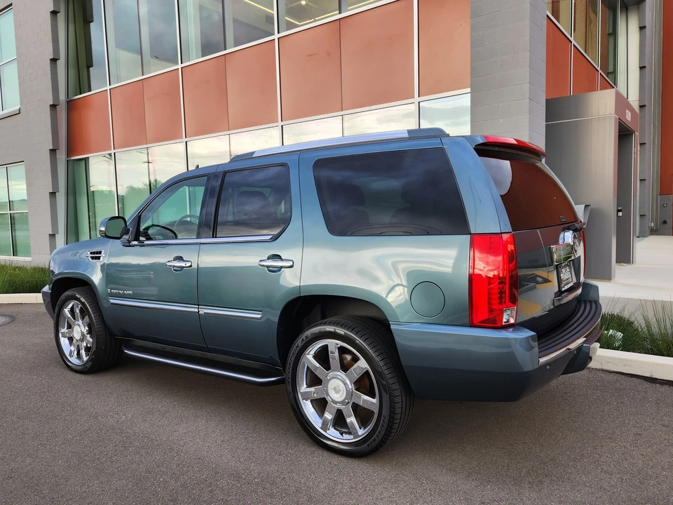 2008 Cadillac Escalade & EXT 3rd Gen - Image 9 of 31