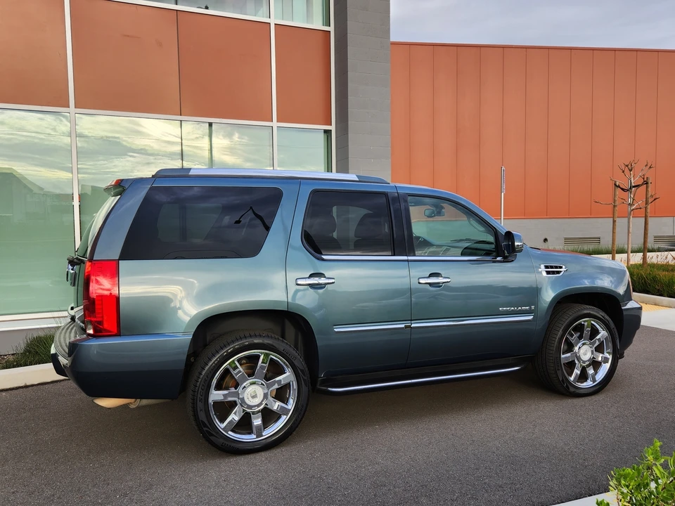 2008 Cadillac Escalade & EXT 3rd Gen - Image 26 of 31