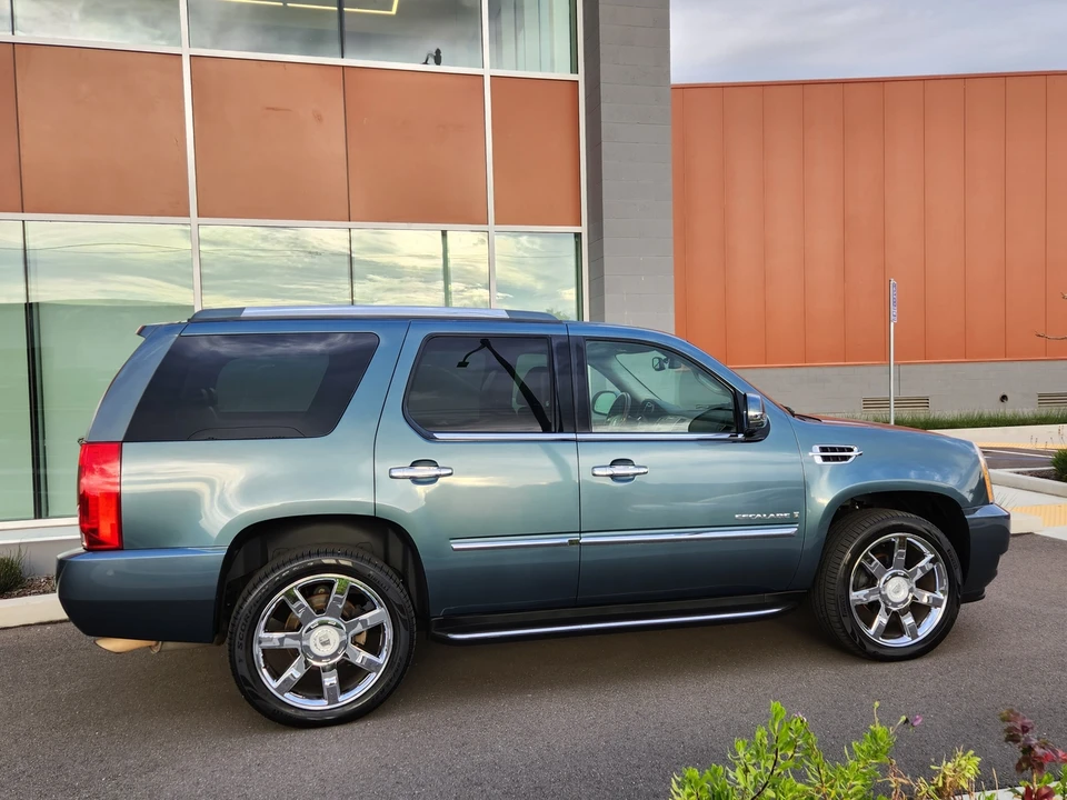 2008 Cadillac Escalade & EXT 3rd Gen - Image 27 of 31