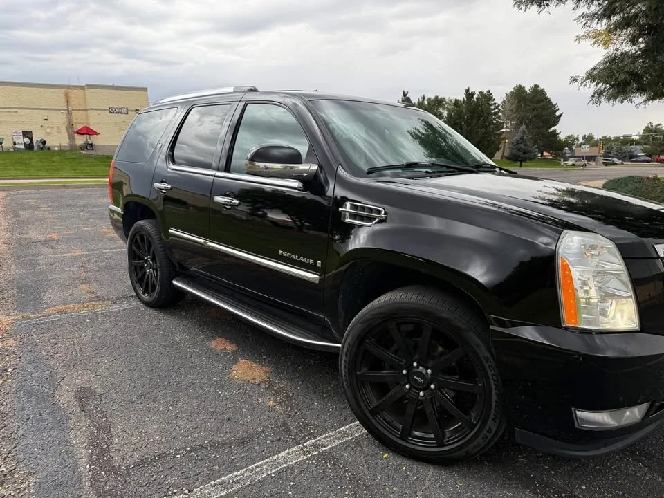 2008 Cadillac Escalade & EXT 3rd Gen - Image 3 of 9