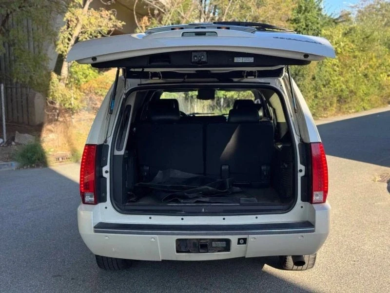 2008 Cadillac Escalade & EXT 3rd Gen - Image 9 of 12
