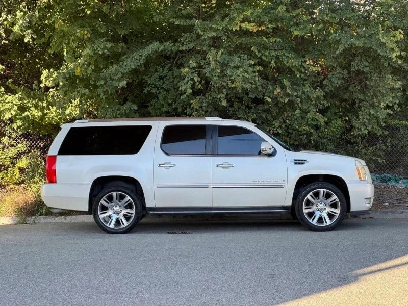 2008 Cadillac Escalade & EXT 3rd Gen - Image 4 of 12