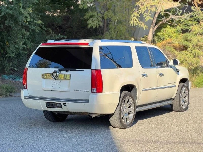 2008 Cadillac Escalade & EXT 3rd Gen - Image 8 of 12