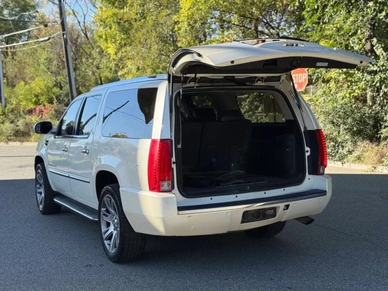 2008 Cadillac Escalade & EXT 3rd Gen - Image 10 of 12