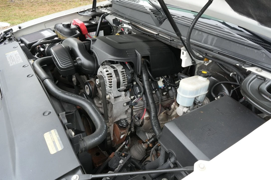 2008 Cadillac Escalade & EXT 3rd Gen - Image 15 of 21