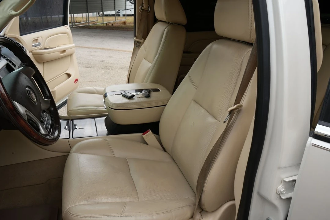 2008 Cadillac Escalade & EXT 3rd Gen - Image 18 of 21