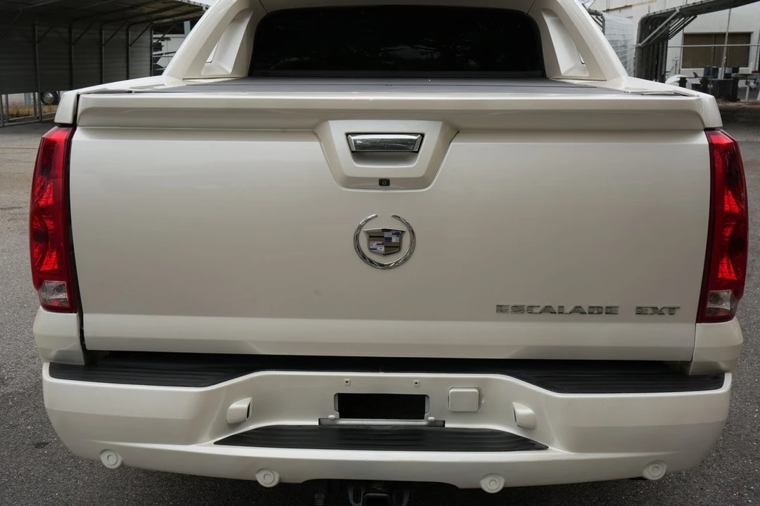 2008 Cadillac Escalade & EXT 3rd Gen - Image 8 of 21