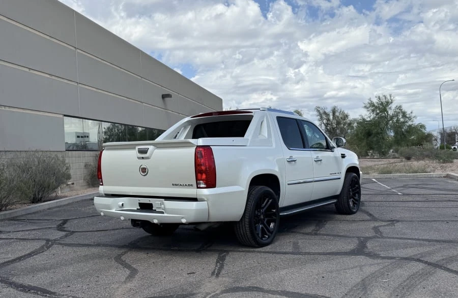 2008 Cadillac Escalade & EXT 3rd Gen - Image 3 of 15