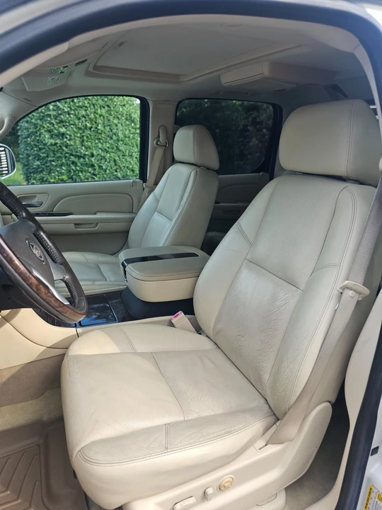 2008 Cadillac Escalade & EXT 3rd Gen - Image 11 of 13