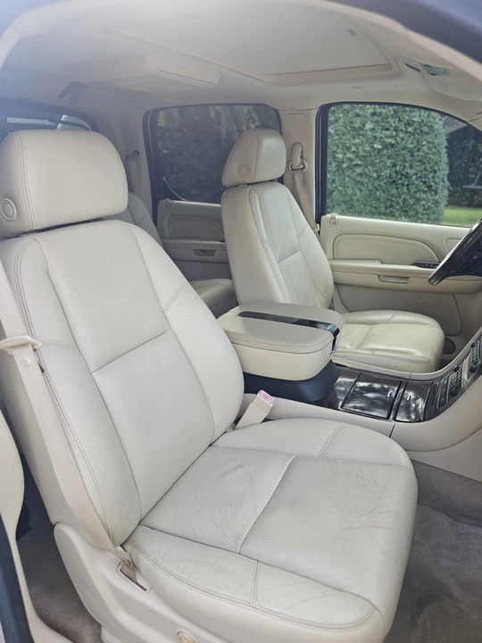2008 Cadillac Escalade & EXT 3rd Gen - Image 6 of 13