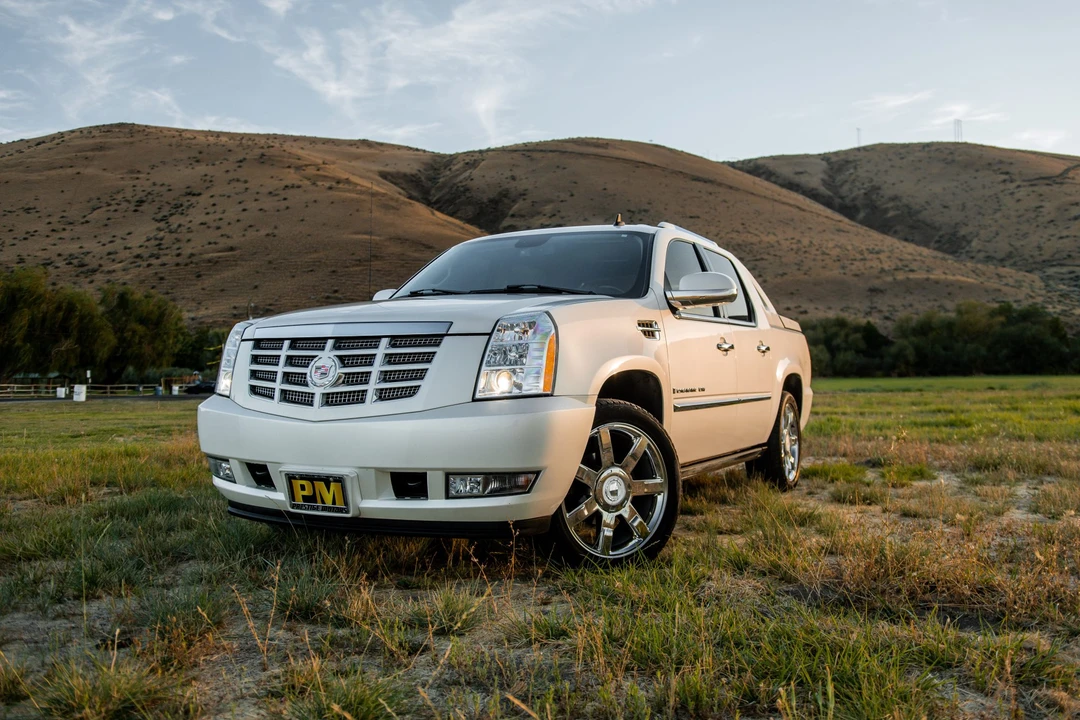 2008 Cadillac Escalade & EXT 3rd Gen - Image 4 of 31